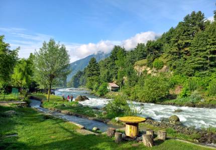Capital to Kashmir: Chandigarh to Srinagar Scenic Drive