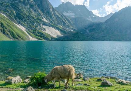 Pathankot to Kashmir Great Lakes Journey